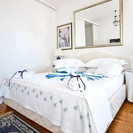 Blue Next To The Dubrovnik